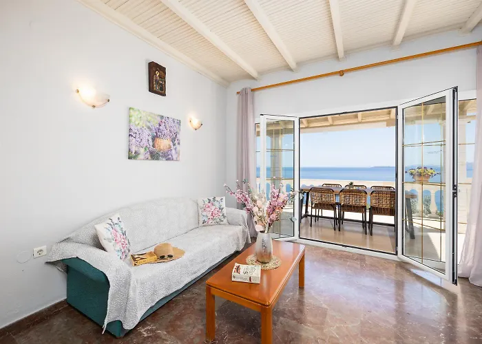 Theodora Villa *
