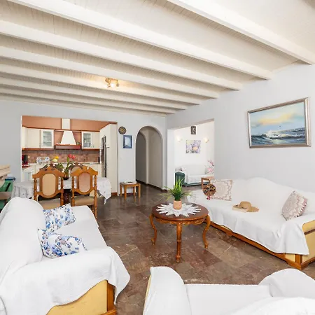 Theodora Villa Nisaki (Corfu)