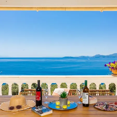 Theodora * Nisaki (Corfu)